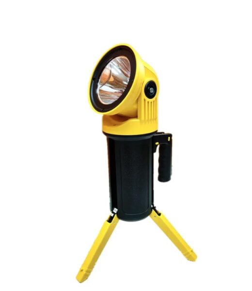 High-Performance, Rechargeable and Durable Outdoor Flashlight